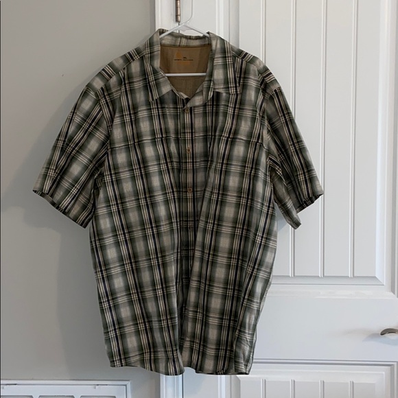 Carhartt Men’s 3XL short sleeve button-up shirt